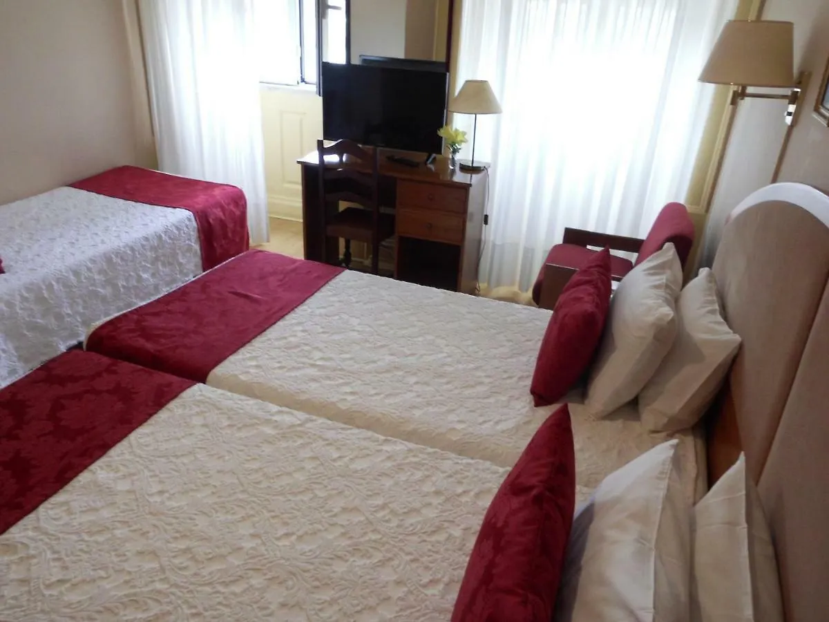 Hotel Larbelo Coimbra 0*,  Portugal